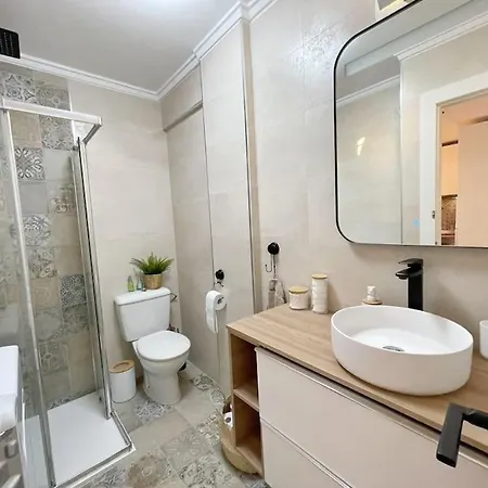 Apartment Palm Paradise Retreat: 2bedroom With Pool View *