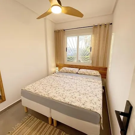 Apartment Palm Paradise Retreat: 2bedroom With Pool View *