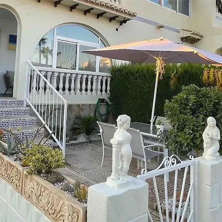 Palm Paradise Retreat: 2bedroom With Pool View Apartment Ciudad Quesada